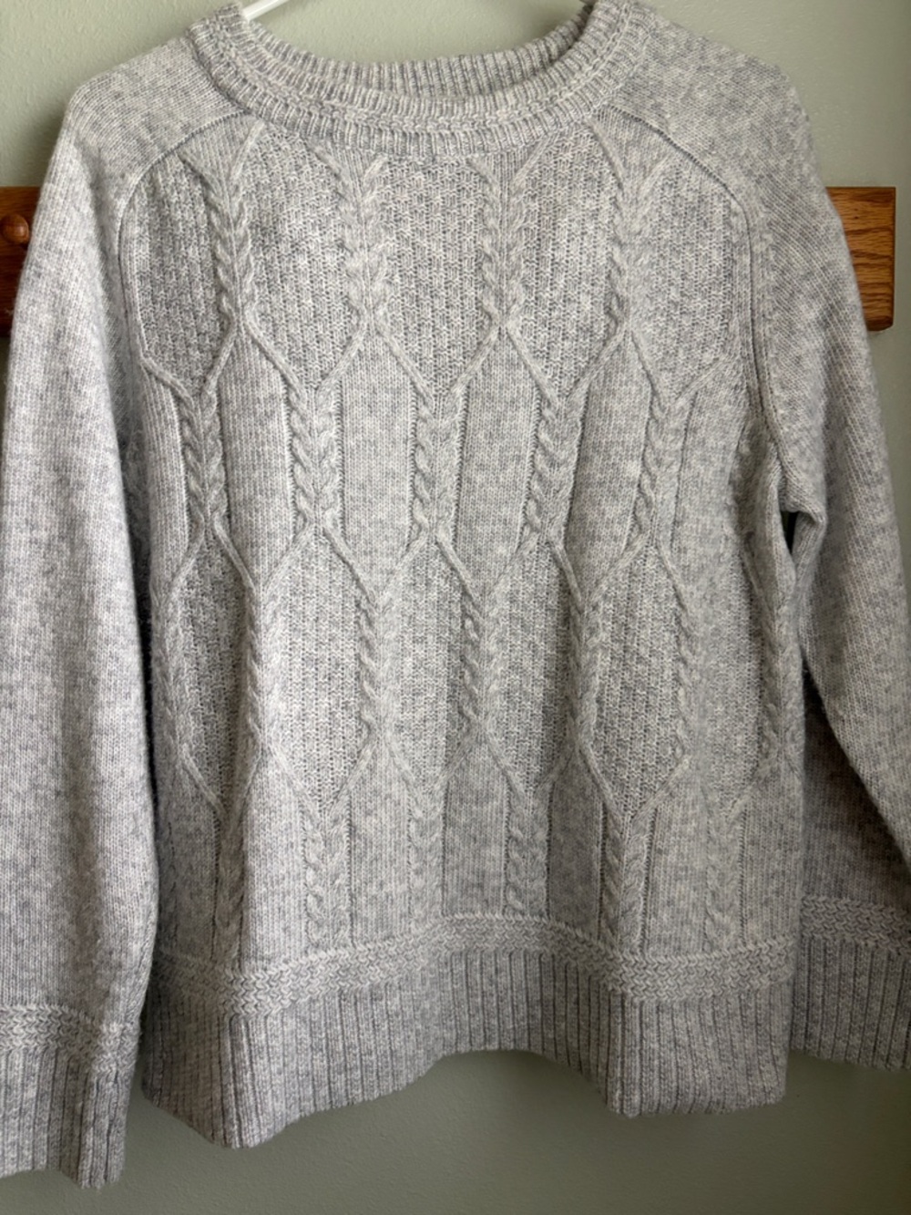 Women’s Light Gray Cable Knit Crewneck Sweater